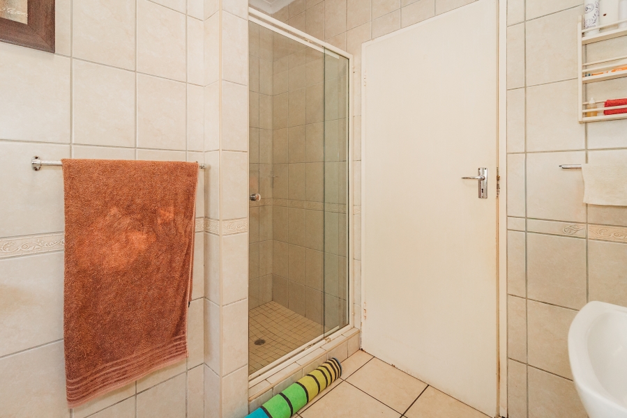4 Bedroom Property for Sale in Heatherlands Western Cape